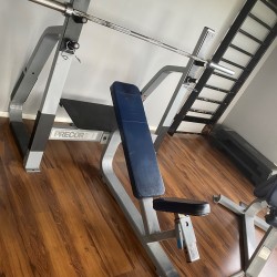 Precor Bänkpress Incline