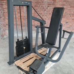 Pulse Fitness Chest Press